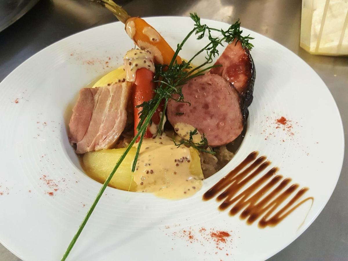 Hotel Restaurant Cousseau Parentis-en-Born Luaran gambar
